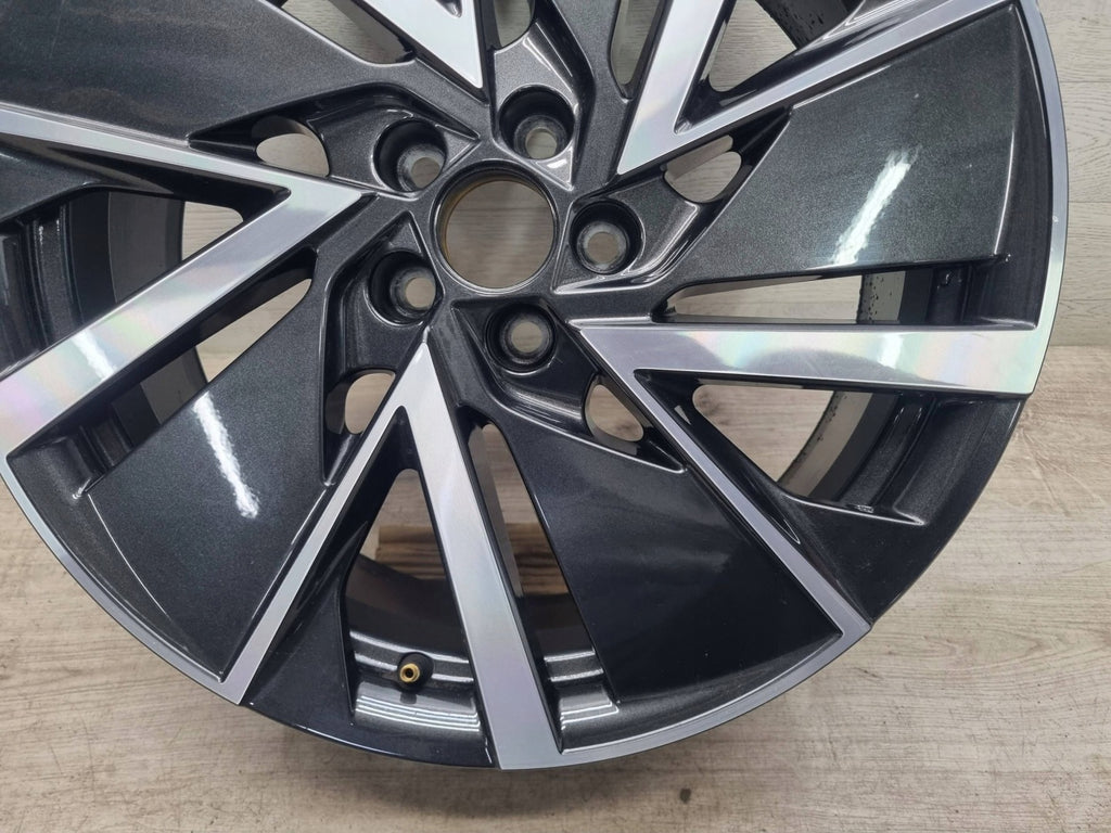 1x Alufelge 18 Zoll 6586010251J Skoda Kamiq Rim Wheel FEL5062623402qd