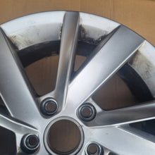 Load image into Gallery viewer, 1x Alufelge 16 Zoll 6.5" 5x112 46ET Glanz Silber 5H0071496 VW Golf Viii FEL8541881065sa