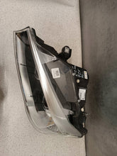 Load image into Gallery viewer, Frontscheinwerfer BMW X3 F25 7401131 Links Scheinwerfer Headlight SCH5039255502pd