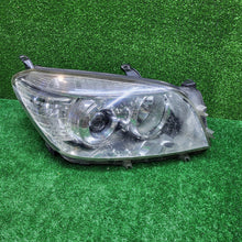Laden Sie das Bild in den Galerie-Viewer, Frontscheinwerfer Toyota III 81130-42311 Rechts Scheinwerfer Headlight SCH8893499230zy