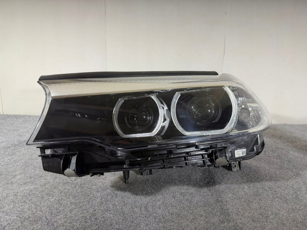 Frontscheinwerfer BMW 5 G31 G30 8499111-01 LED Links Scheinwerfer Headlight SCH6435877384nz