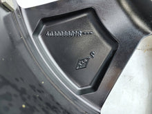 Laden Sie das Bild in den Galerie-Viewer, 1x Alufelge 18 Zoll 7.0" 5x114.3 34ET 403008809 Renault Megane E-Tech E Tech FEL4651847085cm