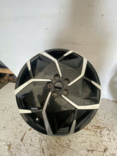 Load image into Gallery viewer, 1x Alufelge 19 Zoll 7.5" 5x114.3 49 5ET 52910-GI150 Hyundai Ioniq 5 Rim Wheel FEL5176124332mb