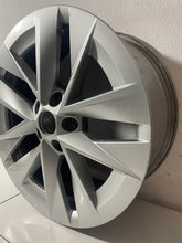 Laden Sie das Bild in den Galerie-Viewer, 1x Alufelge 17 Zoll 7.0" 5x112 5E3601025E Skoda Octavia Iv Rim Wheel FEL1718349452uk