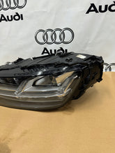 Load image into Gallery viewer, Frontscheinwerfer Audi Q7 4M0941035 Links Scheinwerfer Headlight