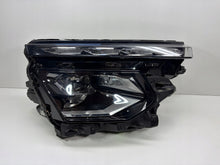Load image into Gallery viewer, Frontscheinwerfer Skoda Kamiq 655941016C Rechts Scheinwerfer Headlight SCH5231613810mf