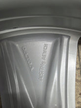 Load image into Gallery viewer, 1x Alufelge 18 Zoll 7.5" 5x108 50 5ET Matt Silber 32271574 Volvo V60 I S60 FEL1110876766ib