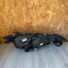 Laden Sie das Bild in den Galerie-Viewer, Frontscheinwerfer Mitsubishi Outlander III 8301CB-64 8301CB-60 Ein Satz