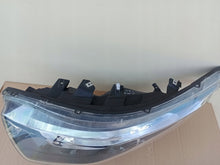 Laden Sie das Bild in den Galerie-Viewer, Frontscheinwerfer Iveco Daily IV 05802476874 Links Scheinwerfer Headlight SCH6891350086do