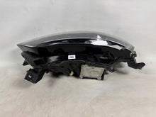 Laden Sie das Bild in den Galerie-Viewer, Frontscheinwerfer Renault 260604608R Ein Stück (Rechts oder Links) Headlight