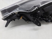 Laden Sie das Bild in den Galerie-Viewer, Frontscheinwerfer Mitsubishi Outlander II P8926 Rechts Scheinwerfer Headlight