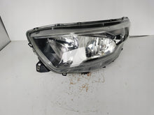 Laden Sie das Bild in den Galerie-Viewer, Frontscheinwerfer Iveco Daily I 5801473750 Links Scheinwerfer Headlight SCH6024553415ph