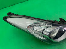 Load image into Gallery viewer, Frontscheinwerfer Hyundai Elantra Rechts Scheinwerfer Headlight