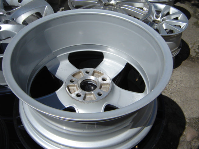 4x Alufelge 17 Zoll 7.0" 5x112 43ET 5N0601025C VW Scirocco Passat Tiguan Sharan FEL4830825602mm