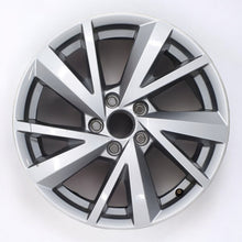 Laden Sie das Bild in den Galerie-Viewer, 1x Alufelge 17 Zoll 7.0&quot; 5x112 45ET Glanz Silber 81A601025C Audi Q2 Rim Wheel