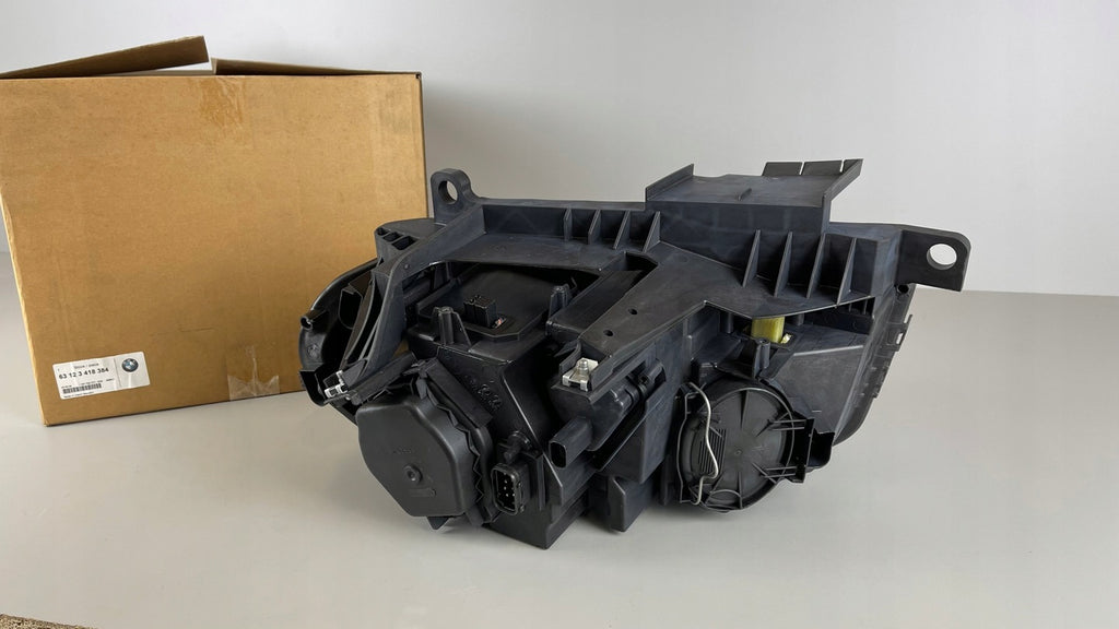 Frontscheinwerfer BMW X3 E83 3418384 Bi-Xenon Ein Stück (Rechts oder Links) SCH8962321436rj