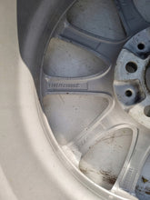 Load image into Gallery viewer, 1x Alufelge 17 Zoll 7.5" 5x112 27ET 6868217 BMW G31 G30 Rim Wheel FEL9077010879cv
