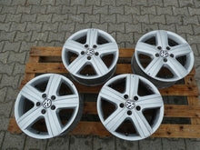 Laden Sie das Bild in den Galerie-Viewer, 4x Alufelge 17 Zoll 7.0" 5x120 55ET Glanz Silber 7H0601025 VW T6 T5 Rim Wheel FEL5706080644yz