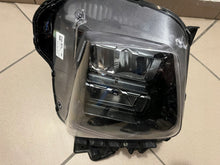 Laden Sie das Bild in den Galerie-Viewer, Frontscheinwerfer Hyundai Tucson 92102-N7100 LED Rechts Scheinwerfer Headlight