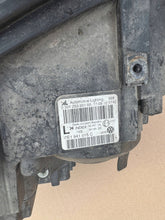 Load image into Gallery viewer, Frontscheinwerfer VW Transporter Caravelle 7E1941015C Links Headlight SCH3549005965ia