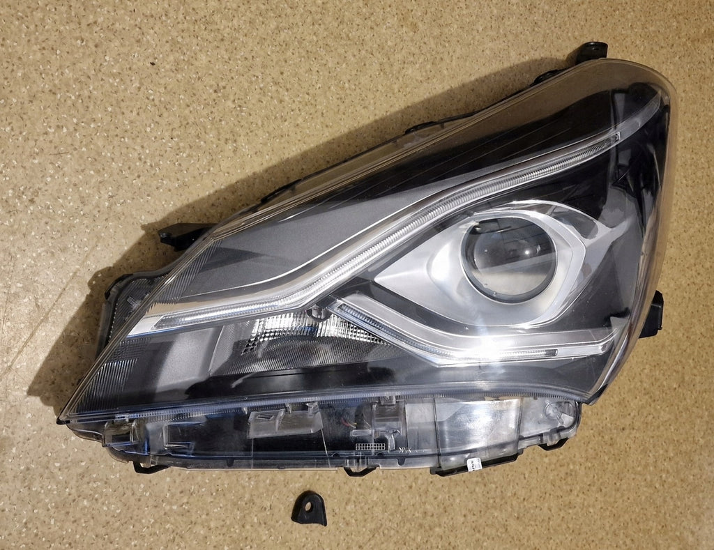 Frontscheinwerfer Toyota Yaris Links Scheinwerfer Headlight