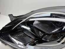 Laden Sie das Bild in den Galerie-Viewer, Frontscheinwerfer Ford Puma L1TB13E015GH Links Scheinwerfer Headlight SCH1501758115ca