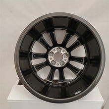 Load image into Gallery viewer, 1x Alufelge 18 Zoll 9.0&quot; 5x112 53ET A2134010400 Mercedes-Benz W213 Rim Wheel