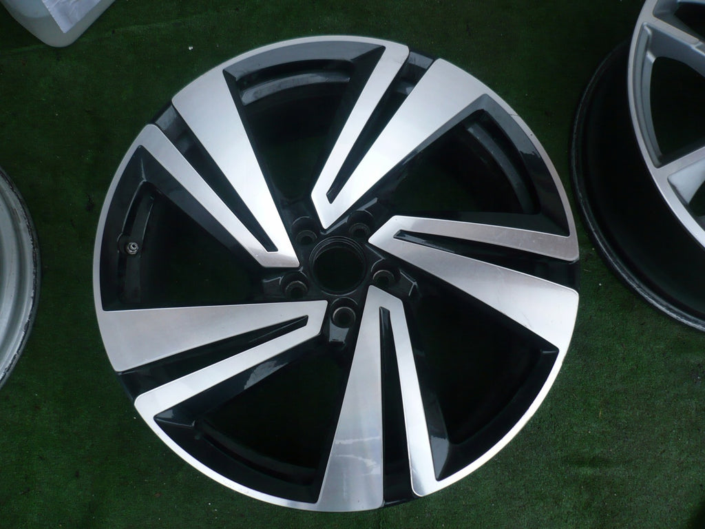1x Alufelge 20 Zoll 9.0" 5x112 33ET 760601025AA VW Touareg Rim Wheel FEL1634660494tt
