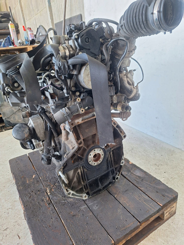 Motor Renault Kangoo K9K608 1.5 90PS Diesel Engine Unkomplett
