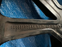 Laden Sie das Bild in den Galerie-Viewer, 1x Alufelge 19 Zoll 7.5&quot; 5x112 5E0601026AH Skoda Octavia Rim Wheel