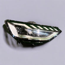 Load image into Gallery viewer, Frontscheinwerfer Audi A4 B9 8W0941036E LED Rechts Scheinwerfer Headlight