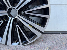 Load image into Gallery viewer, 1x Alufelge 17 Zoll 7.0" 5x112 39ET Glanz Schwarz 7N5601025J Seat Alhambra FEL3381849216jt