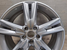 Load image into Gallery viewer, 1x Alufelge 18 Zoll 7.0" 5x112 45ET Glanz Silber 575601025G Seat Ateca Rim Wheel FEL8811558617tg
