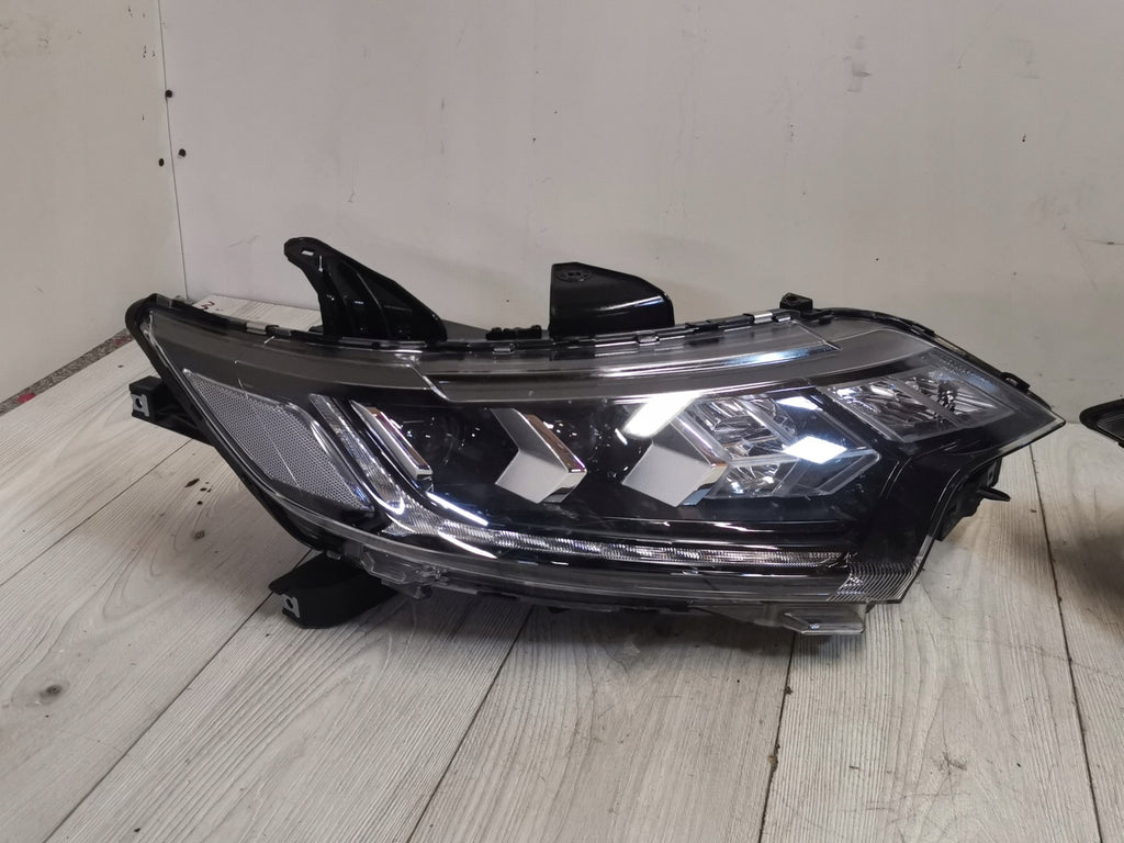 Frontscheinwerfer Mitsubishi Outlander III Full LED Rechts oder Links SCH8138158813cz