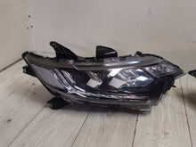 Laden Sie das Bild in den Galerie-Viewer, Frontscheinwerfer Mitsubishi Outlander III Full LED Rechts oder Links SCH8138158813cz