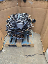 Laden Sie das Bild in den Galerie-Viewer, Motor Audi Seat Skoda VW I CAGB 131TKm 2011 Diesel Engine Komplett