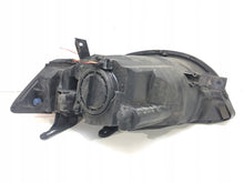 Laden Sie das Bild in den Galerie-Viewer, Frontscheinwerfer Mitsubishi Colt VI I 8301B180 Ein Stück (Rechts oder Links)