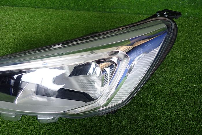 Frontscheinwerfer Ford Focus JX7B13W030AE Links Scheinwerfer Headlight SCH9780536270hg