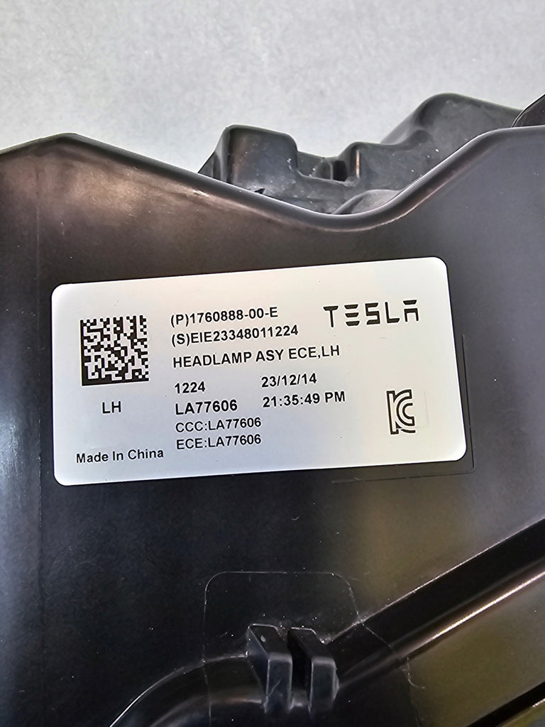 Frontscheinwerfer Tesla Model 3 1760888-00-E Full LED Rechts oder Links