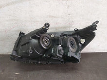 Laden Sie das Bild in den Galerie-Viewer, Frontscheinwerfer Toyota Rav 4 III Rechts Scheinwerfer Headlight SCH3107671924gw