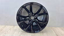 Load image into Gallery viewer, 1x Alufelge 19 Zoll 10.0" 5x112 40ET 5A1F915 BMW Z4 G29 Rim Wheel FEL1154918456td
