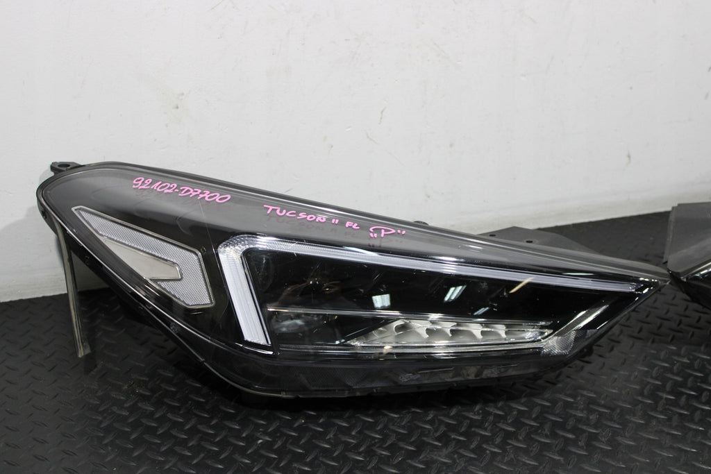 Frontscheinwerfer Hyundai Tucson 92101-D7700 92102-D7700 LED Rechts oder Links