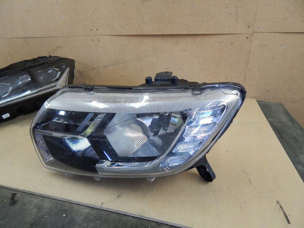 Frontscheinwerfer Dacia Sandero II 260603795R FALSE Scheinwerfer Headlight SCH8814572172oq