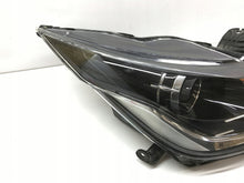 Load image into Gallery viewer, Frontscheinwerfer Toyota Aygo 99226-81017 Rechts Scheinwerfer Headlight SCH9100619833ei