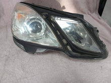 Load image into Gallery viewer, Frontscheinwerfer Mercedes-Benz W212 A2128208261 1EL01080002 Rechts Headlight SCH9783722569nu