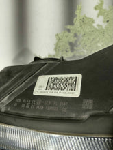 Laden Sie das Bild in den Galerie-Viewer, Frontscheinwerfer Ford Focus JX7B-13W030-CE Links Scheinwerfer Headlight SCH7776394053yw