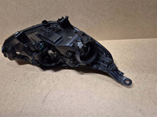 Laden Sie das Bild in den Galerie-Viewer, Frontscheinwerfer Hyundai I30 92101-G4020 Links Scheinwerfer Headlight SCH9084584722rt