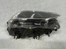 Load image into Gallery viewer, Frontscheinwerfer BMW X3 G01 G02 7494052-02 LED Rechts Scheinwerfer Headlight SCH7265488764fz