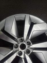 Load image into Gallery viewer, 1x Alufelge 20 Zoll 9.0" 5x112 42ET Glanz Silber 5LA601025CA Skoda Enyaq FEL3994822213wm