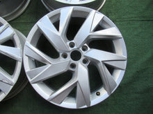 Load image into Gallery viewer, 4x Alufelge 18 Zoll 7.0" 5x112 43ET Glanz Silber 5NA601025 VW Tiguan Rim Wheel FEL5497389489ku